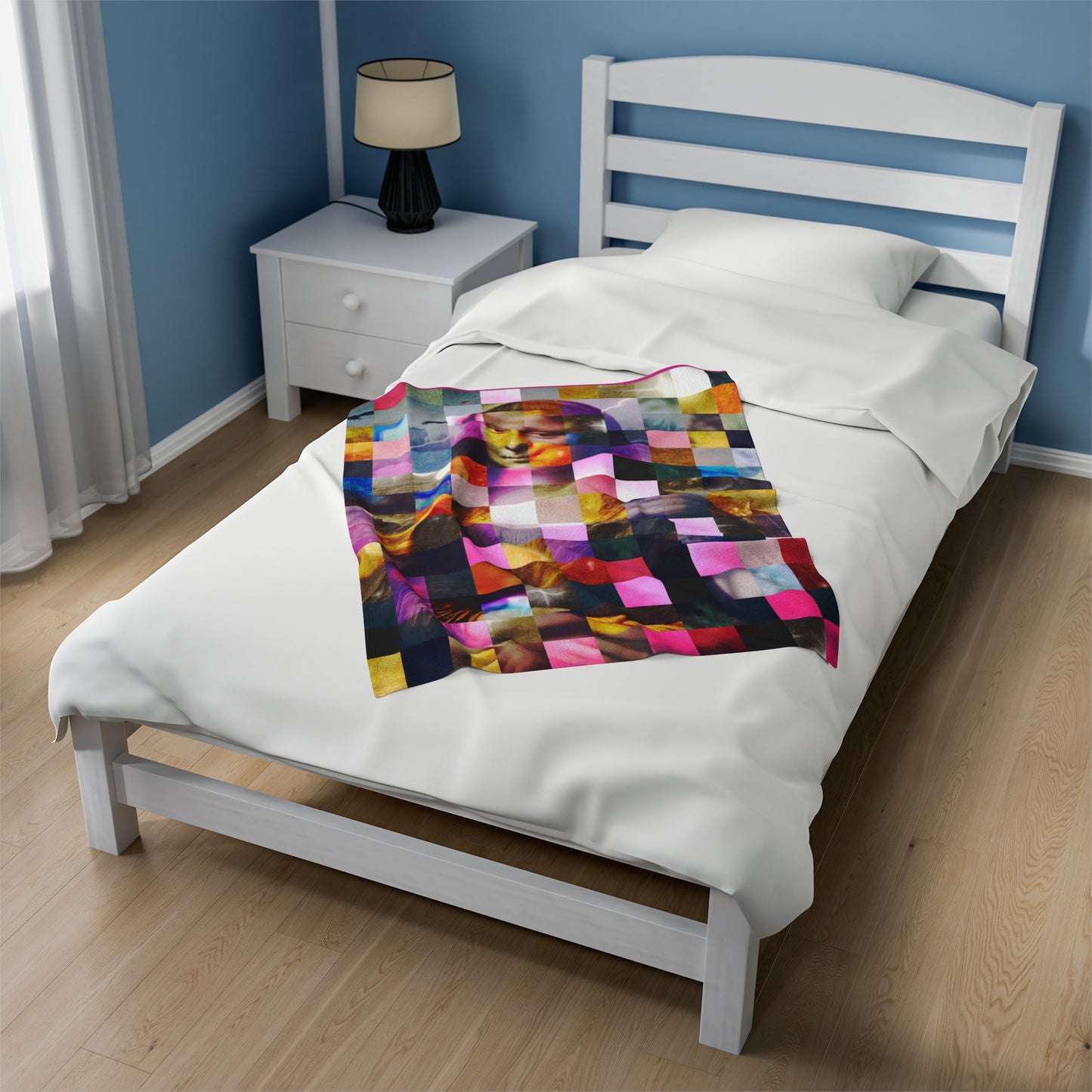 Mona Lisa (In Lights) Velveteen Plush Blanket: Stunning Art Design