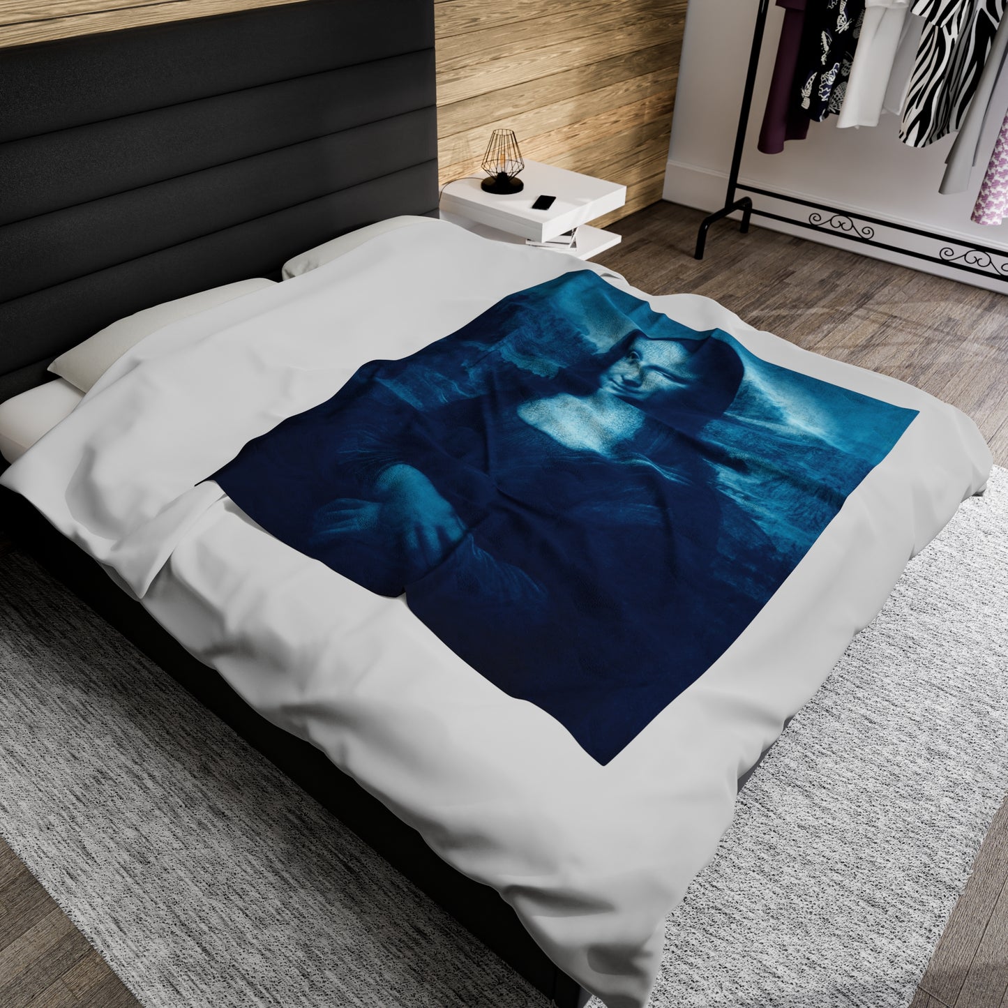 Mona Lisa (Blue) Velveteen Plush Blanket: Stunning Art Design