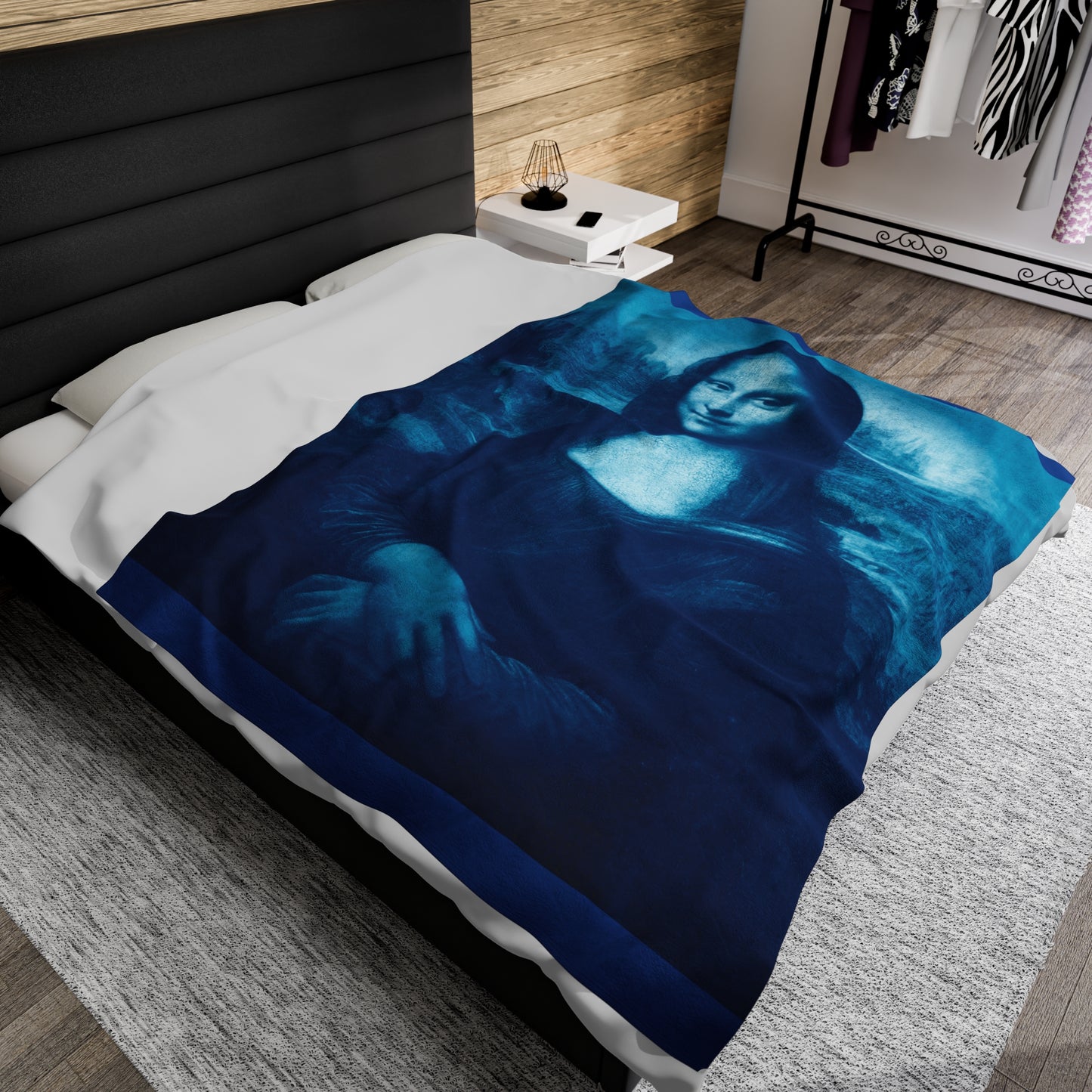 Mona Lisa (Blue) Velveteen Plush Blanket: Stunning Art Design