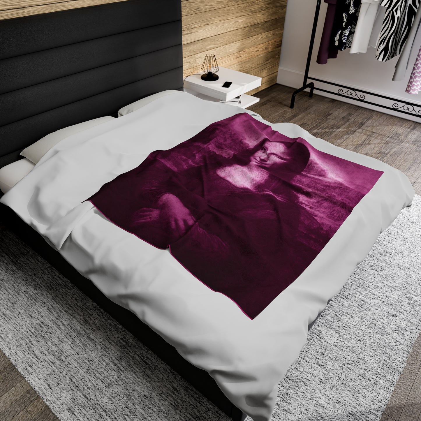 Mona Lisa (Pink) Velveteen Plush Blanket: Stunning Art Design